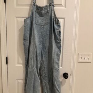 Aeri overalls